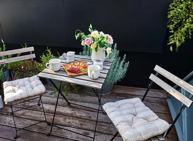 ‘Colours pulled from nature are quite harmonious’ – this is the summer of bright hues for outdoor paint