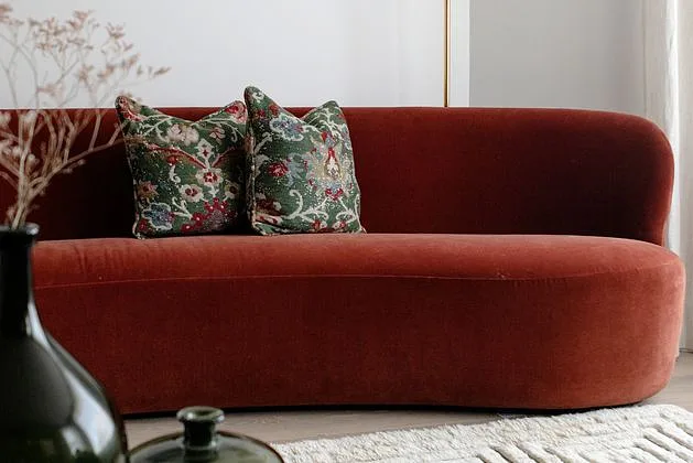 From bubble vases to ‘squircle’ mirrors, interiors is embracing curves to create a cosier look